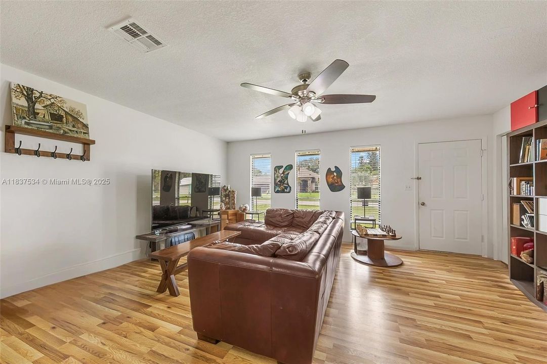 For Sale: $268,000 (3 beds, 2 baths, 0 Square Feet)