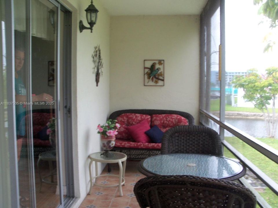 En Venta: $109,900 (1 camas, 1 baños, 691 Pies cuadrados)