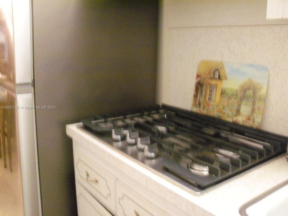 En Venta: $109,900 (1 camas, 1 baños, 691 Pies cuadrados)