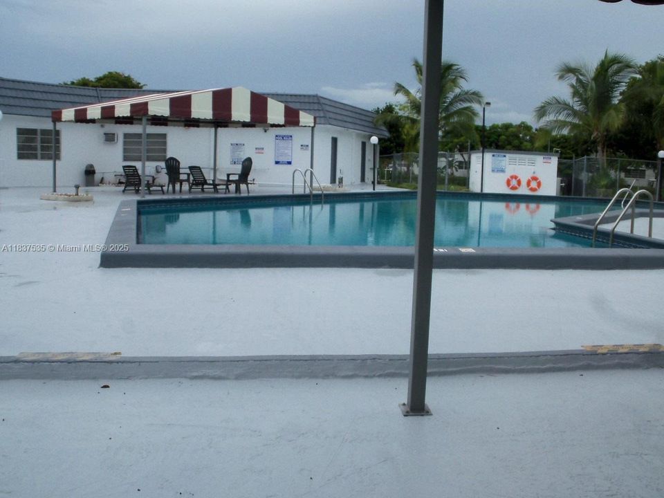 En Venta: $109,900 (1 camas, 1 baños, 691 Pies cuadrados)