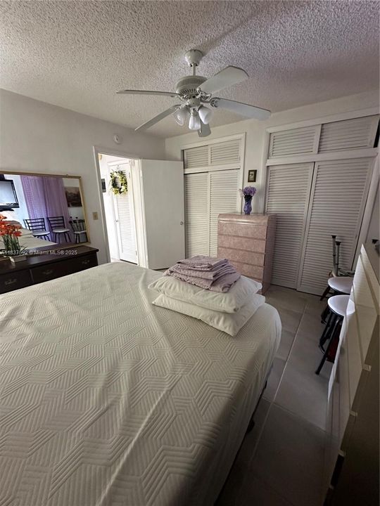 На продажу: $80,000 (1 спален, 1 ванн, 625 Квадратных фут)