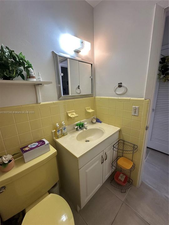 На продажу: $80,000 (1 спален, 1 ванн, 625 Квадратных фут)