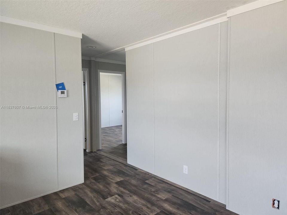 Vendido Recientemente: $254,999 (4 camas, 2 baños, 0 Pies cuadrados)