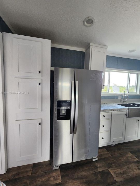 Vendido Recientemente: $254,999 (4 camas, 2 baños, 0 Pies cuadrados)