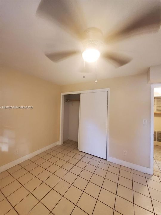 For Sale: $195,000 (2 beds, 2 baths, 1116 Square Feet)