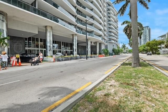En Venta: $2,370,000 (3 camas, 4 baños, 2018 Pies cuadrados)