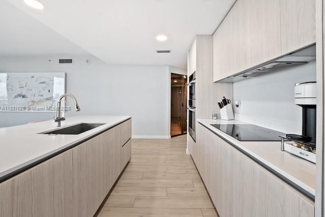 En Venta: $2,370,000 (3 camas, 4 baños, 2018 Pies cuadrados)