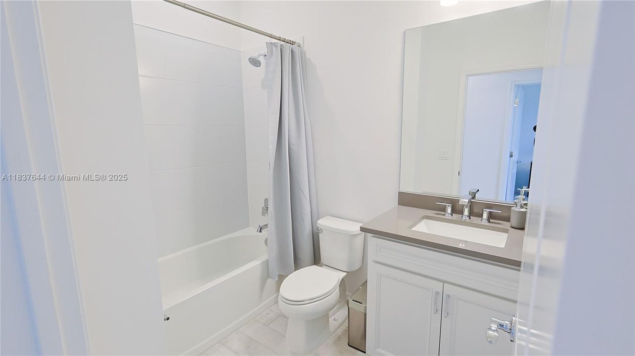 待售: $898,000 (4 贝兹, 3 浴室, 2130 平方英尺)