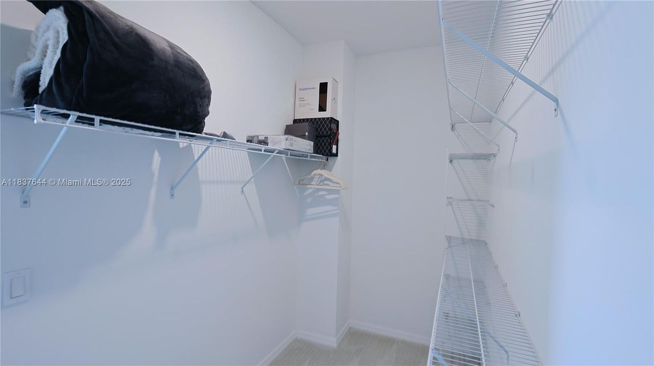 待售: $898,000 (4 贝兹, 3 浴室, 2130 平方英尺)