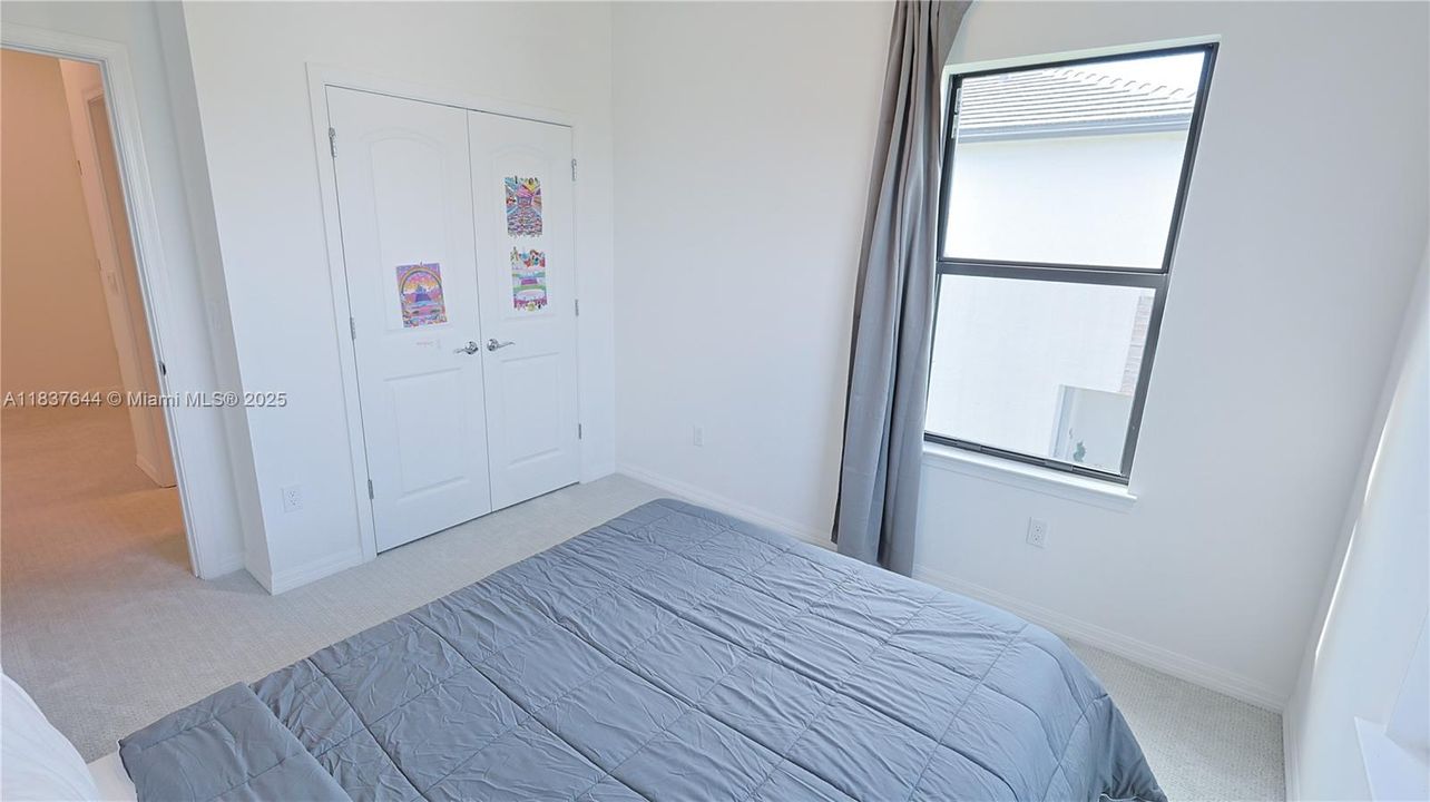 待售: $898,000 (4 贝兹, 3 浴室, 2130 平方英尺)