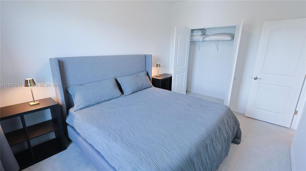 待售: $898,000 (4 贝兹, 3 浴室, 2130 平方英尺)