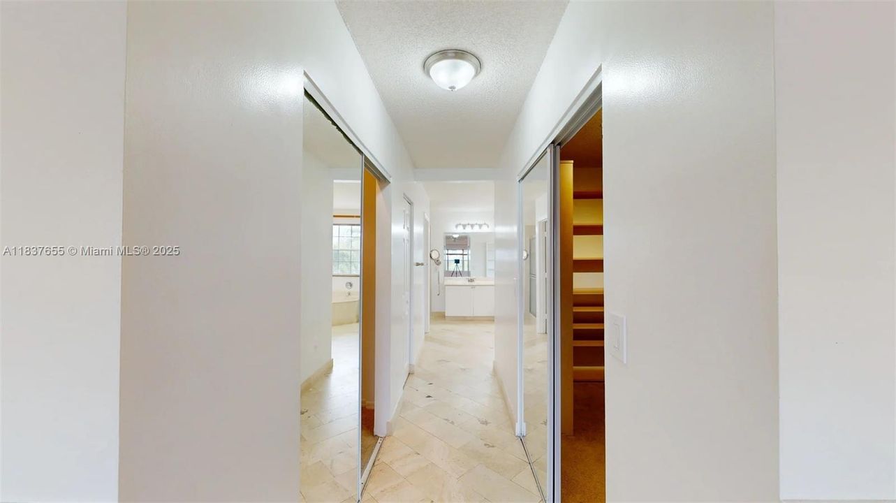 Недавно арендовано: $5,500 (5 спален, 3 ванн, 3034 Квадратных фут)