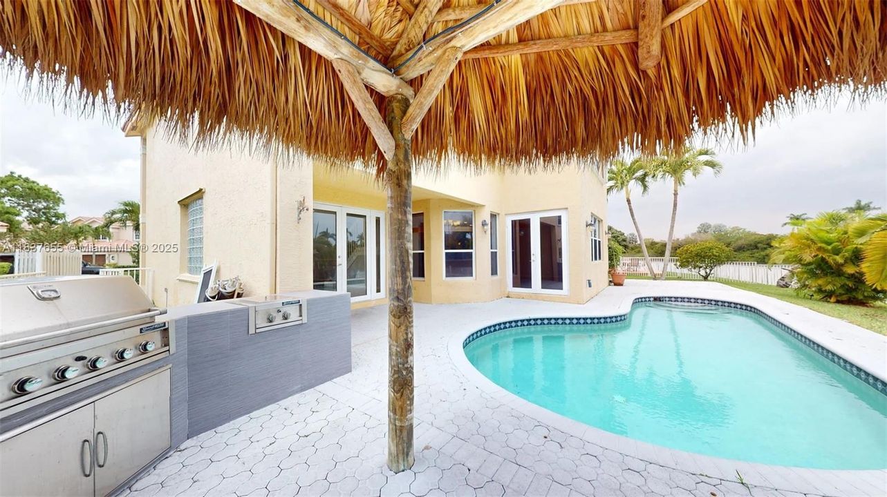 Недавно арендовано: $5,500 (5 спален, 3 ванн, 3034 Квадратных фут)