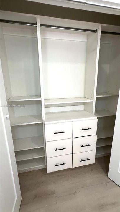 Closet for bedroom 2