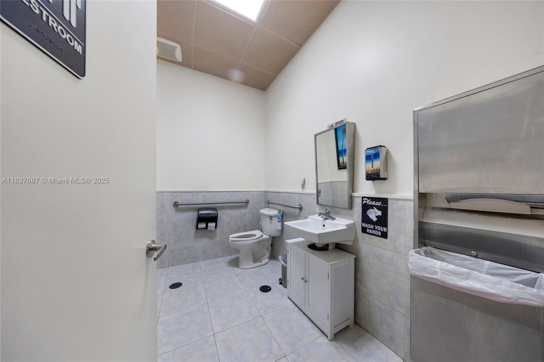 待售: $790,000 (0 贝兹, 0 浴室, 0 平方英尺)