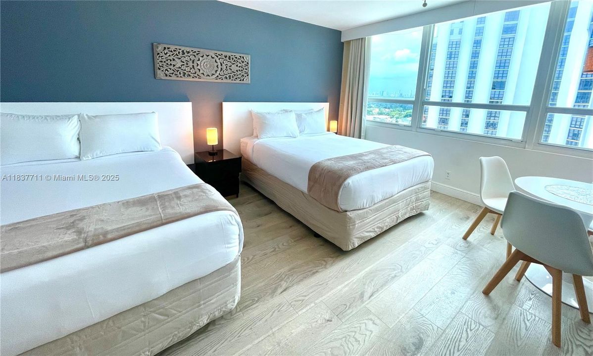 待售: $320,000 (0 贝兹, 1 浴室, 400 平方英尺)