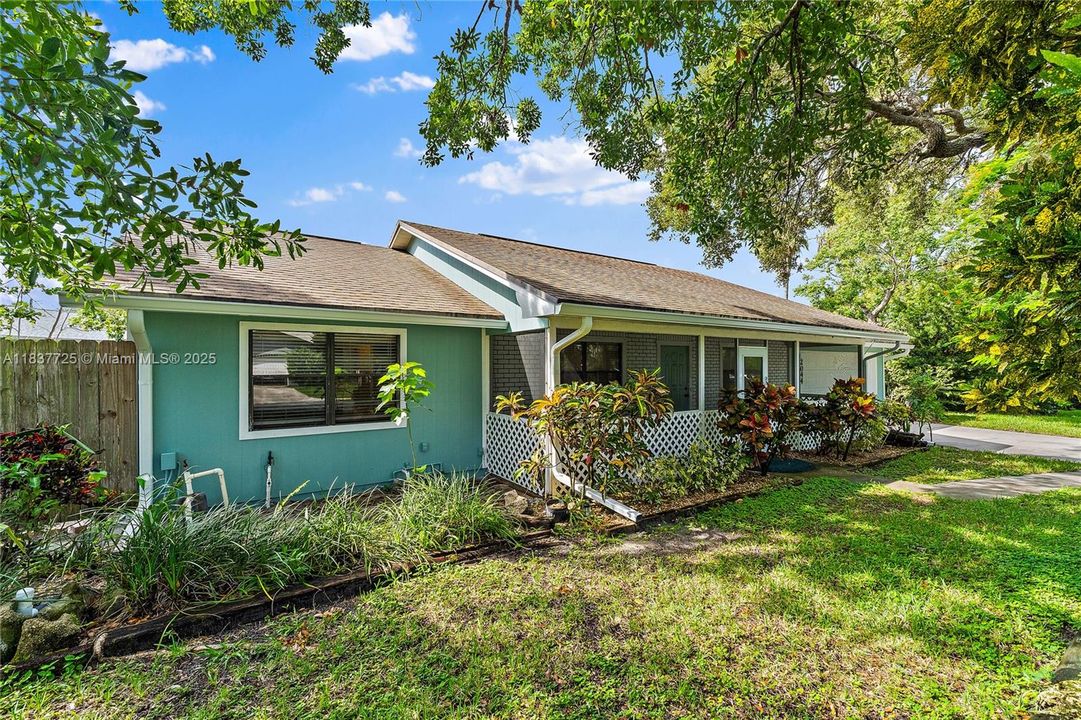 最近租的: $2,750 (3 贝兹, 2 浴室, 1472 平方英尺)