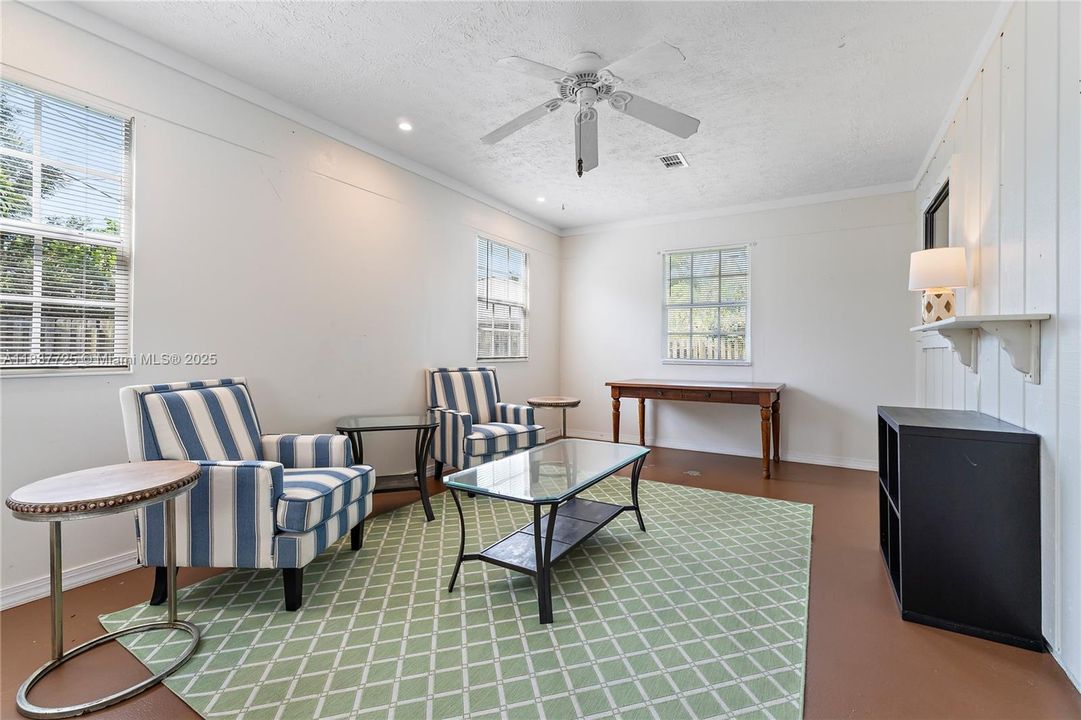 最近租的: $2,750 (3 贝兹, 2 浴室, 1472 平方英尺)