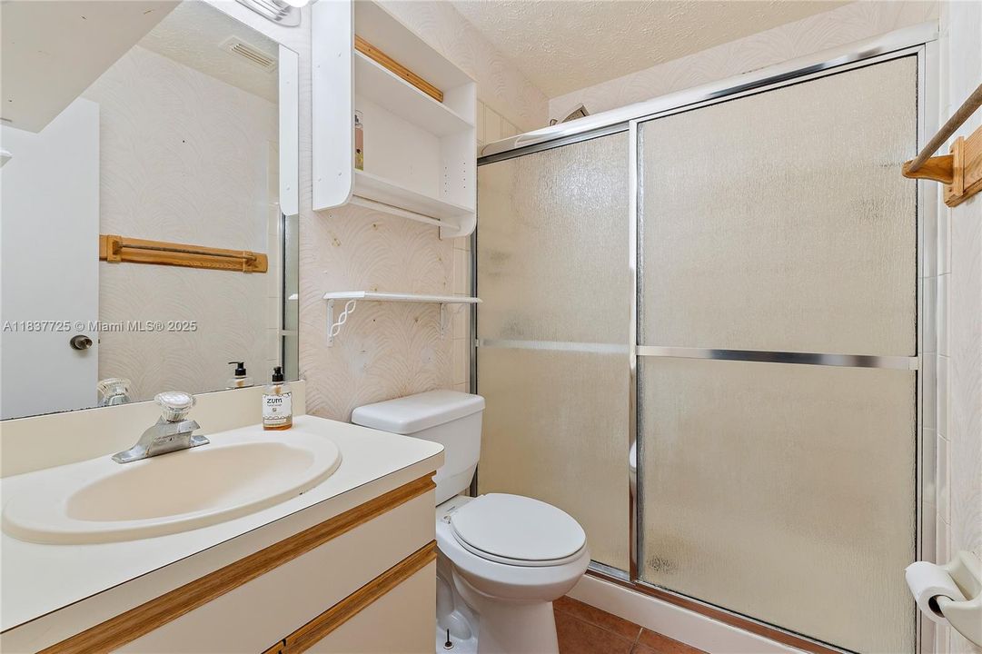 最近租的: $2,750 (3 贝兹, 2 浴室, 1472 平方英尺)