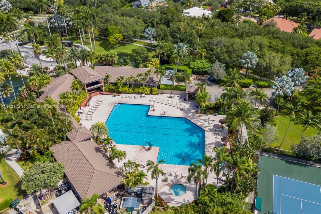 Recently Rented: $6,000 (5 beds, 2 baths, 3008 Square Feet)