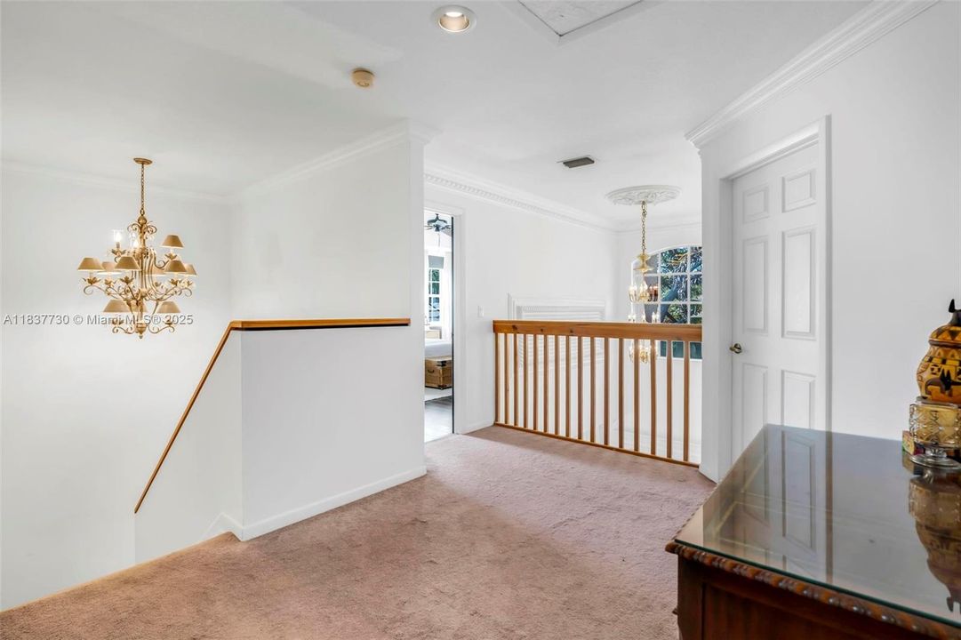 Recently Rented: $6,000 (5 beds, 2 baths, 3008 Square Feet)