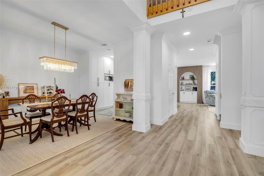 Recently Rented: $6,000 (5 beds, 2 baths, 3008 Square Feet)