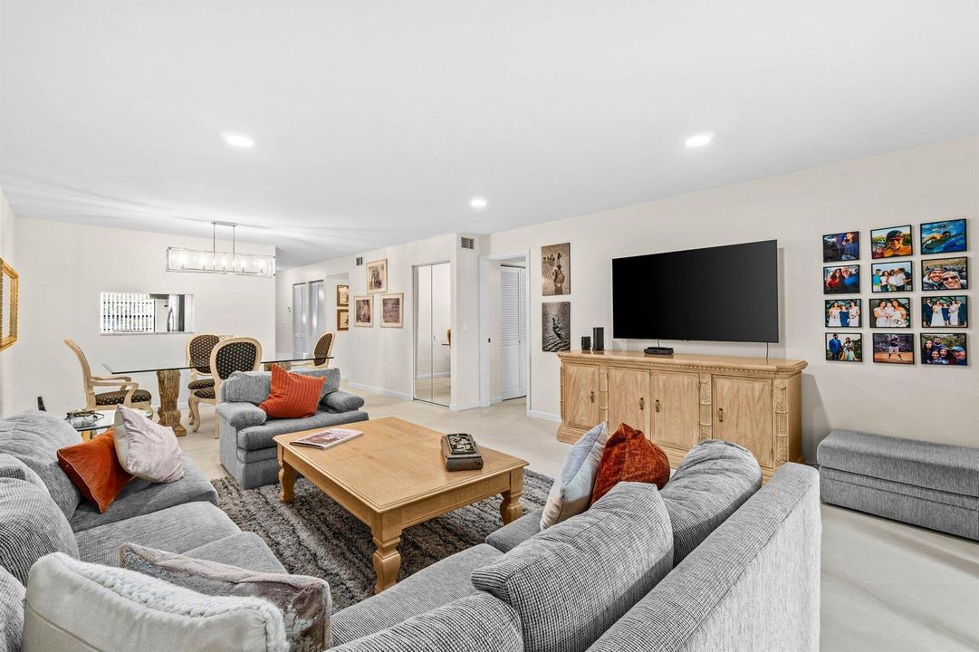 009-31StratfordLane-C-BoyntonBeach-FL-33