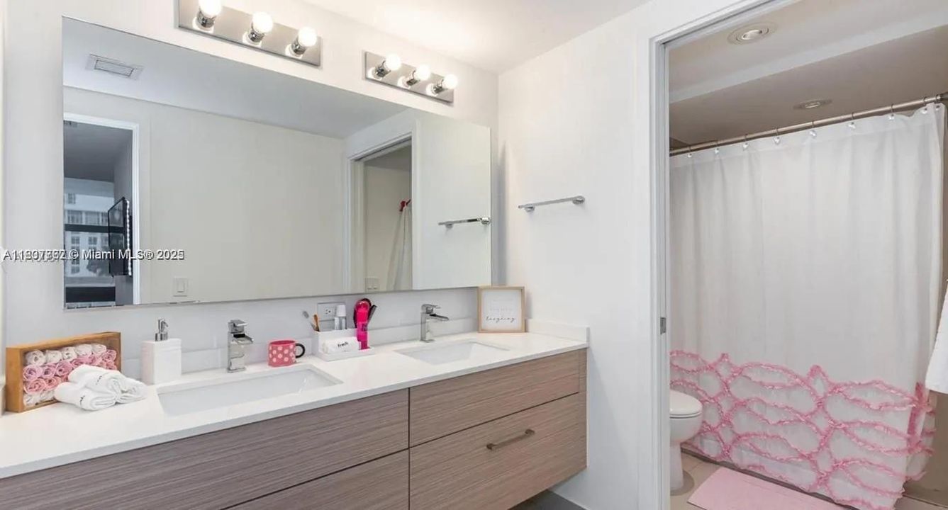 待售: $1,150,000 (3 贝兹, 3 浴室, 2275 平方英尺)