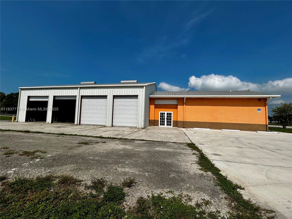 For Rent: $5,000 (0 beds, 0 baths, 0 Square Feet)