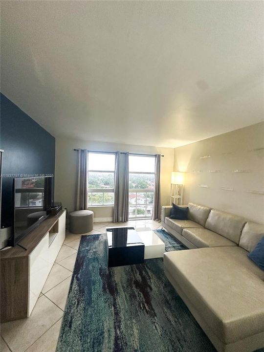 Vendido Recientemente: $335,000 (1 camas, 1 baños, 750 Pies cuadrados)