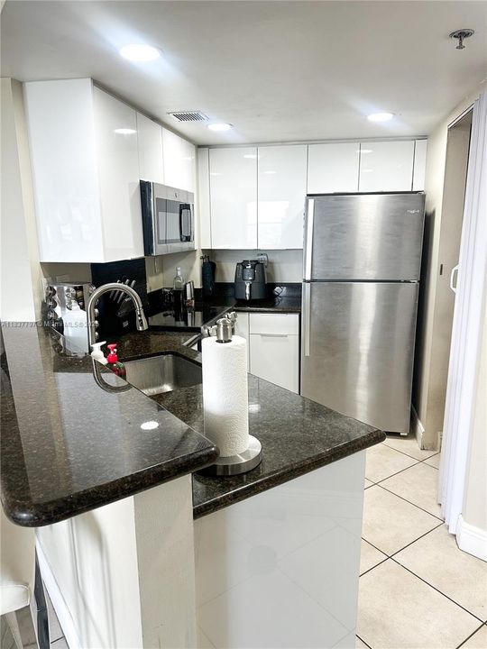 Vendido Recientemente: $335,000 (1 camas, 1 baños, 750 Pies cuadrados)