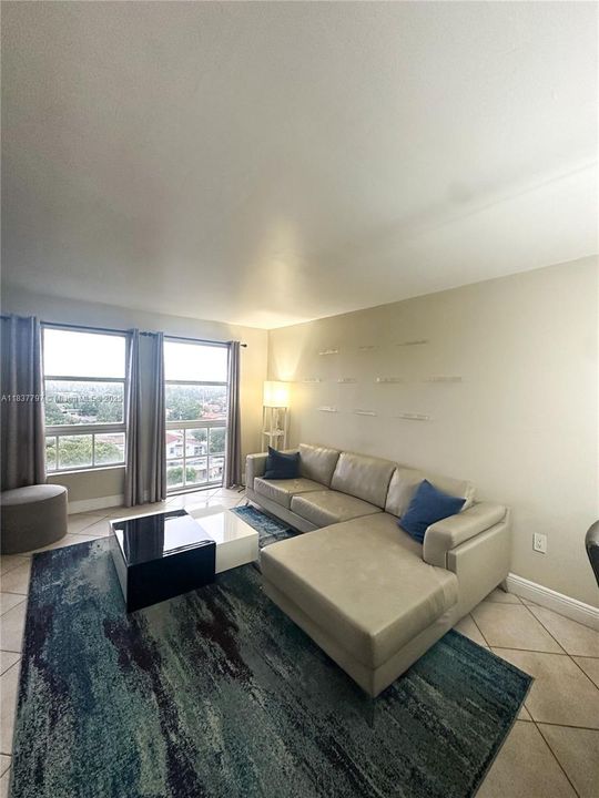 Vendido Recientemente: $335,000 (1 camas, 1 baños, 750 Pies cuadrados)