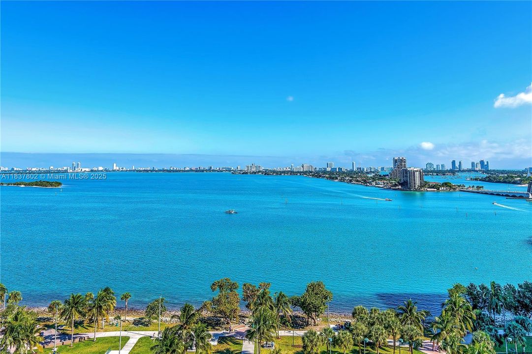 Recently Rented: $4,900 (2 beds, 2 baths, 1178 Square Feet)