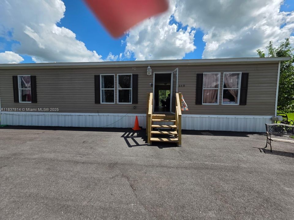 For Sale: $480,000 (3 beds, 2 baths, 1248 Square Feet)