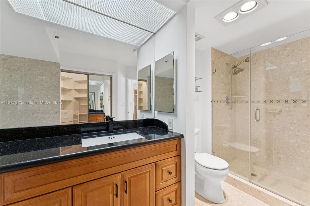 Recently Rented: $4,000 (2 beds, 2 baths, 1340 Square Feet)