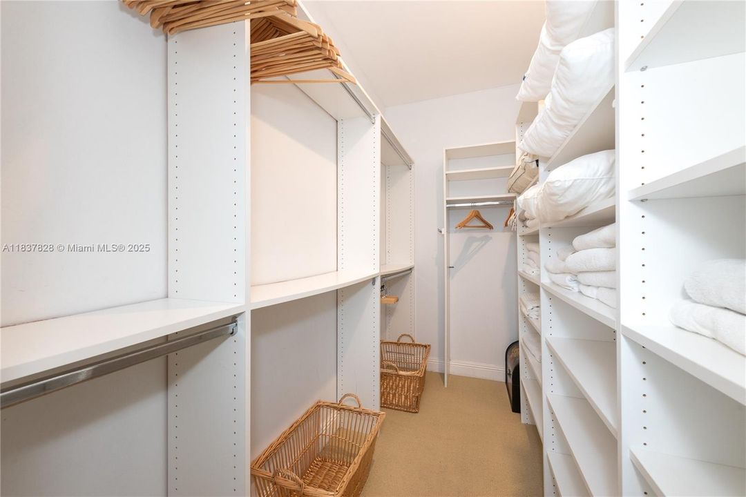 Recientemente alquilado: $10,000 (2 camas, 2 baños, 2160 Pies cuadrados)