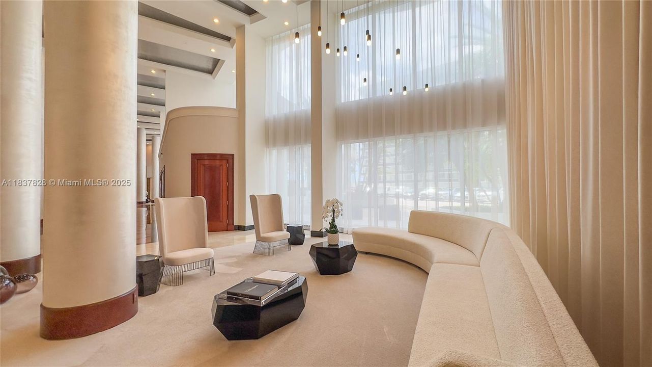 Recientemente alquilado: $10,000 (2 camas, 2 baños, 2160 Pies cuadrados)