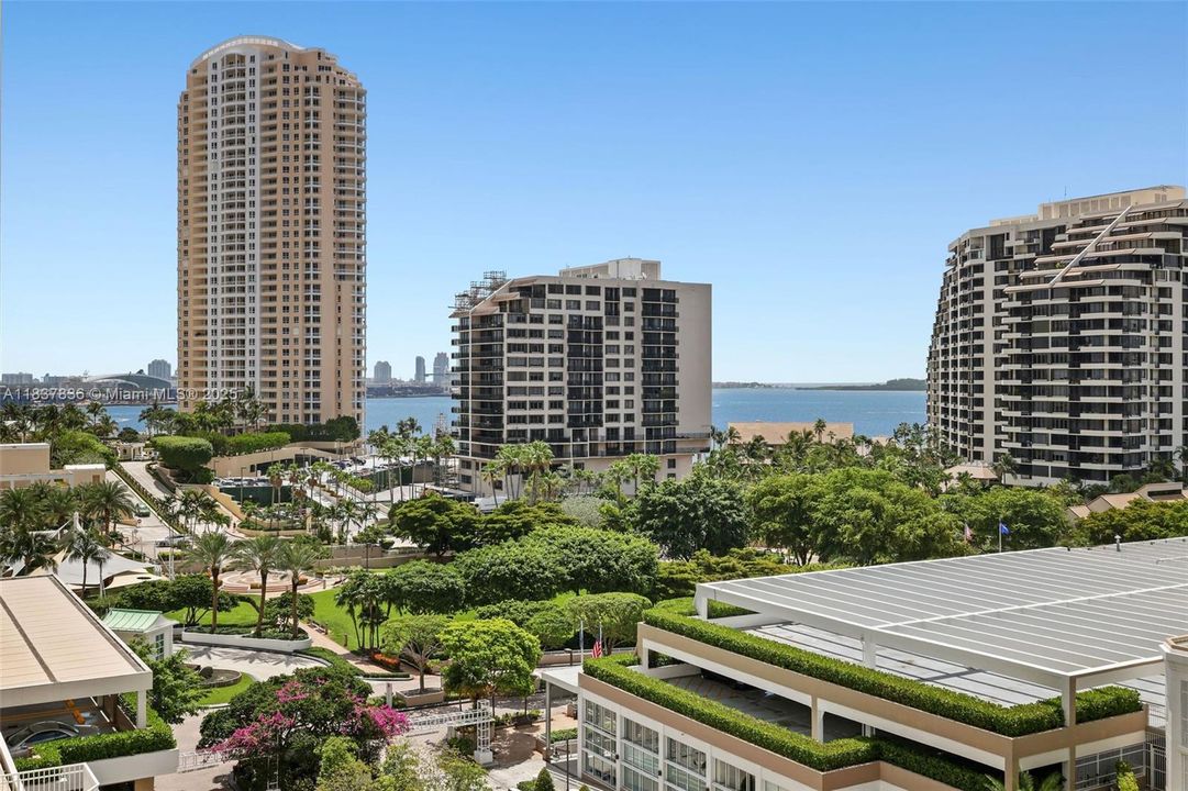 En Venta: $560,000 (1 camas, 1 baños, 878 Pies cuadrados)