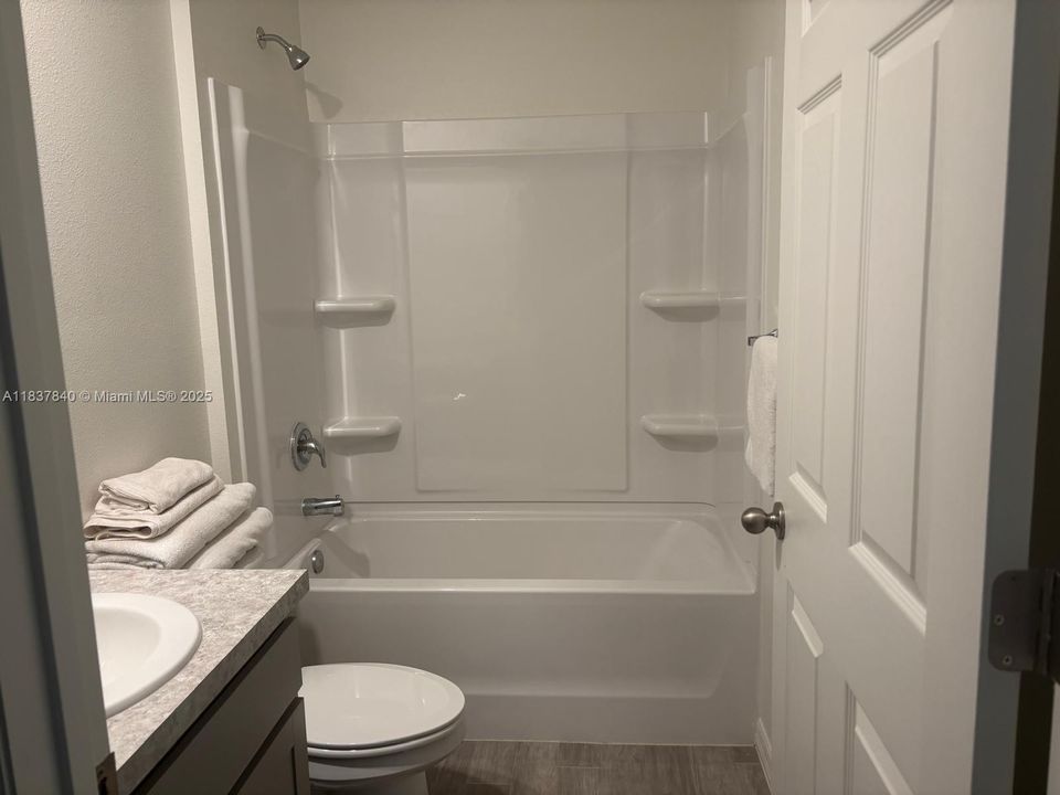 For Rent: $2,750 (4 beds, 2 baths, 0 Square Feet)