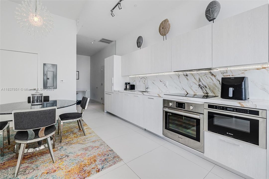 En Venta: $499,000 (1 camas, 1 baños, 746 Pies cuadrados)