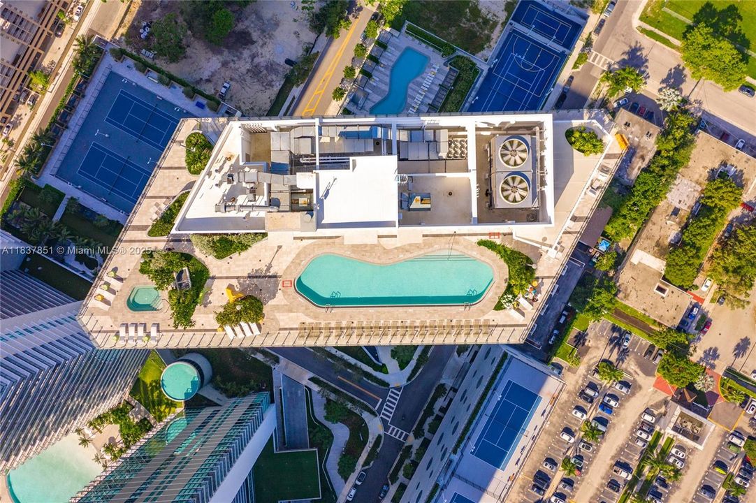 En Venta: $499,000 (1 camas, 1 baños, 746 Pies cuadrados)