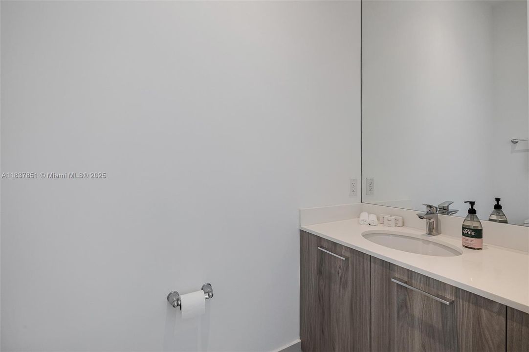 En Venta: $499,000 (1 camas, 1 baños, 746 Pies cuadrados)