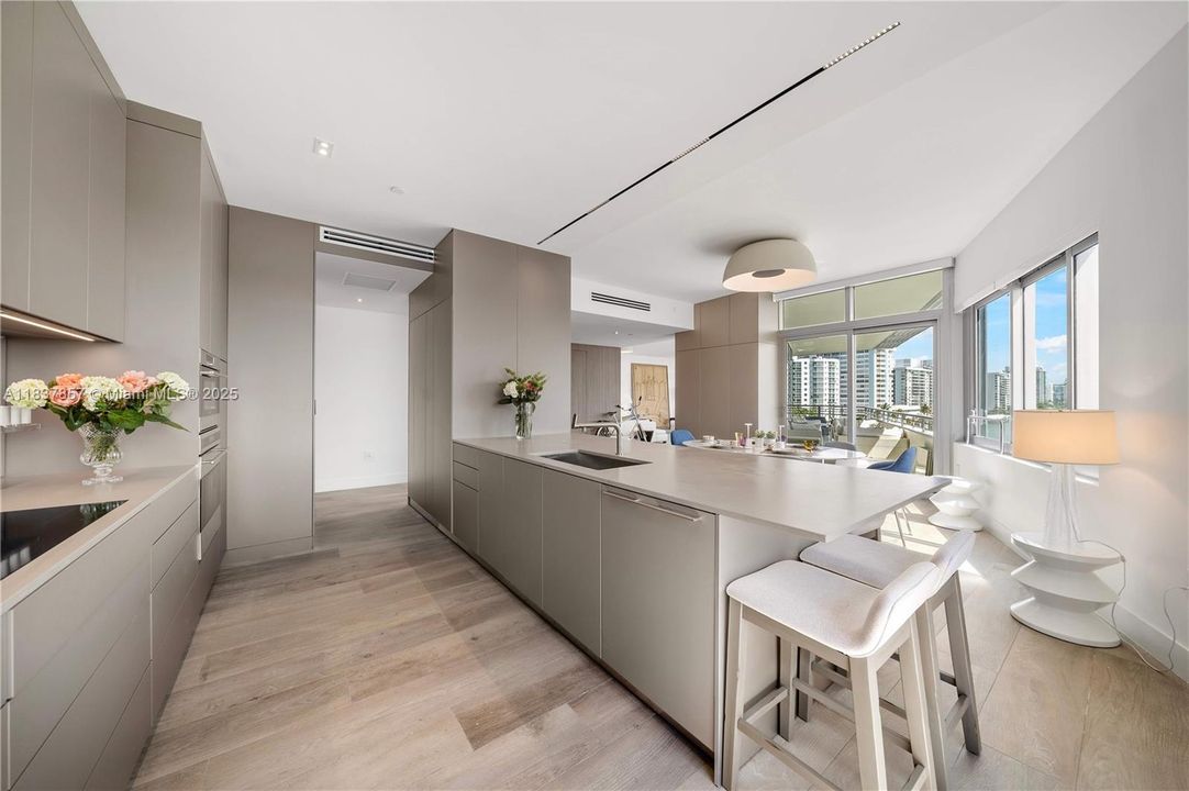 For Sale: $3,600,000 (3 beds, 3 baths, 2395 Square Feet)