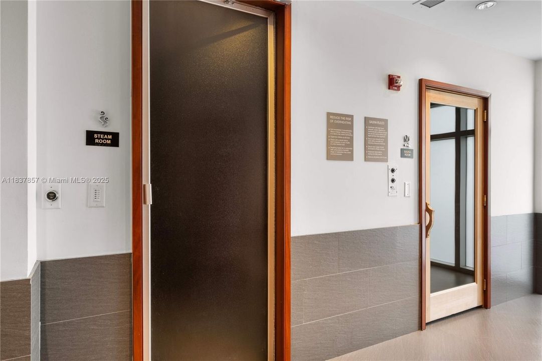 For Sale: $3,600,000 (3 beds, 3 baths, 2395 Square Feet)