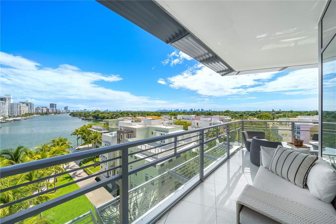 For Sale: $3,600,000 (3 beds, 3 baths, 2395 Square Feet)