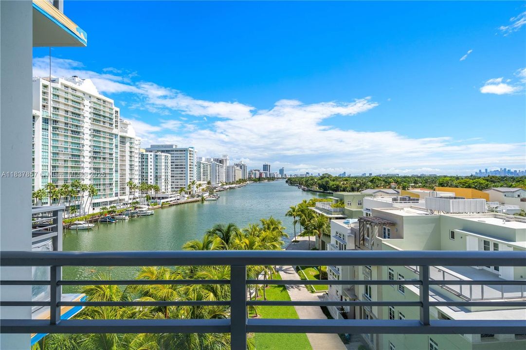 For Sale: $3,600,000 (3 beds, 3 baths, 2395 Square Feet)