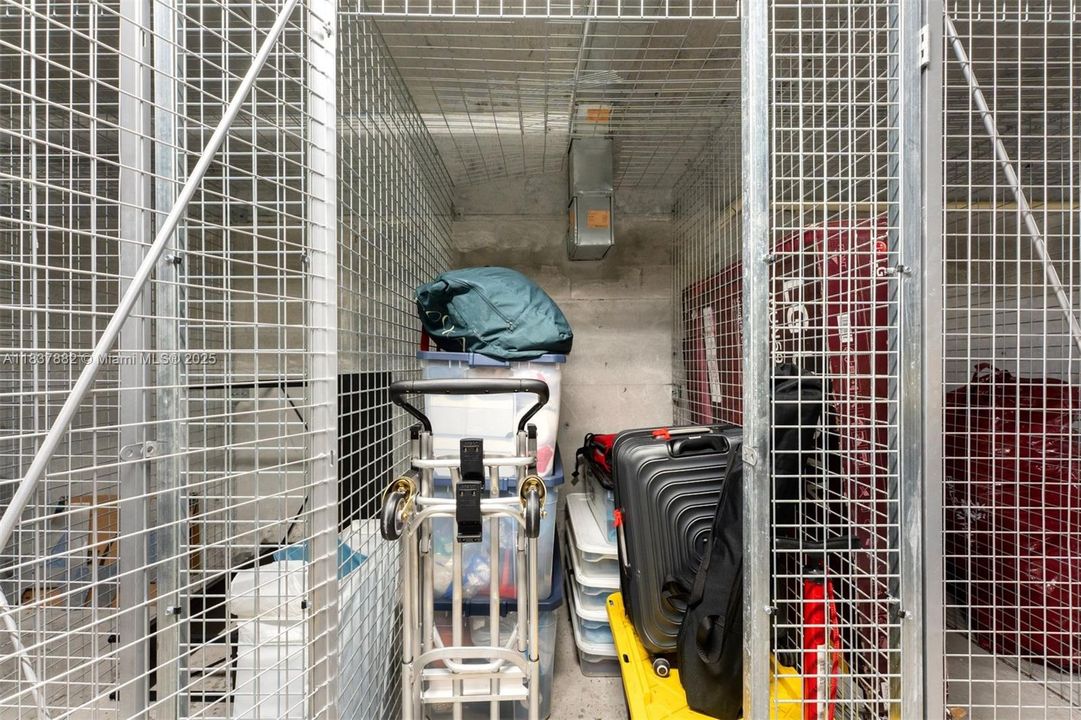 Activo con contrato: $800,000 (3 camas, 3 baños, 1634 Pies cuadrados)