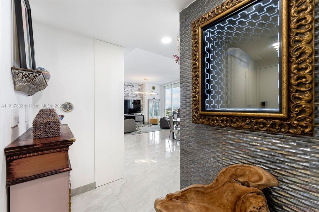 Activo con contrato: $800,000 (3 camas, 3 baños, 1634 Pies cuadrados)
