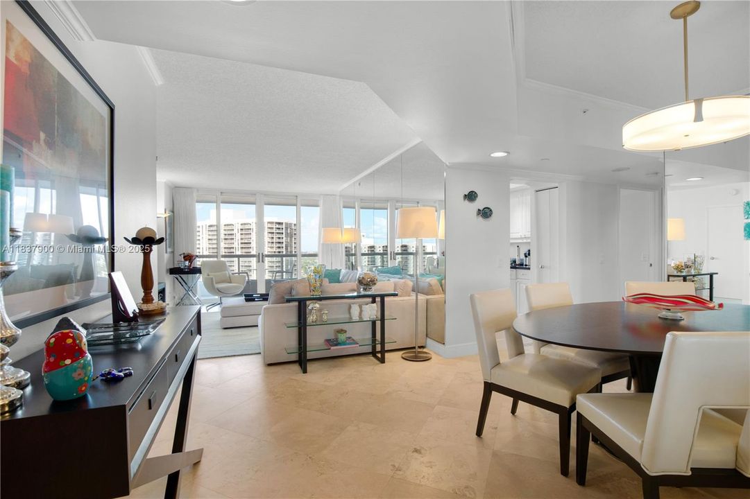 待售: $680,000 (2 贝兹, 2 浴室, 1505 平方英尺)