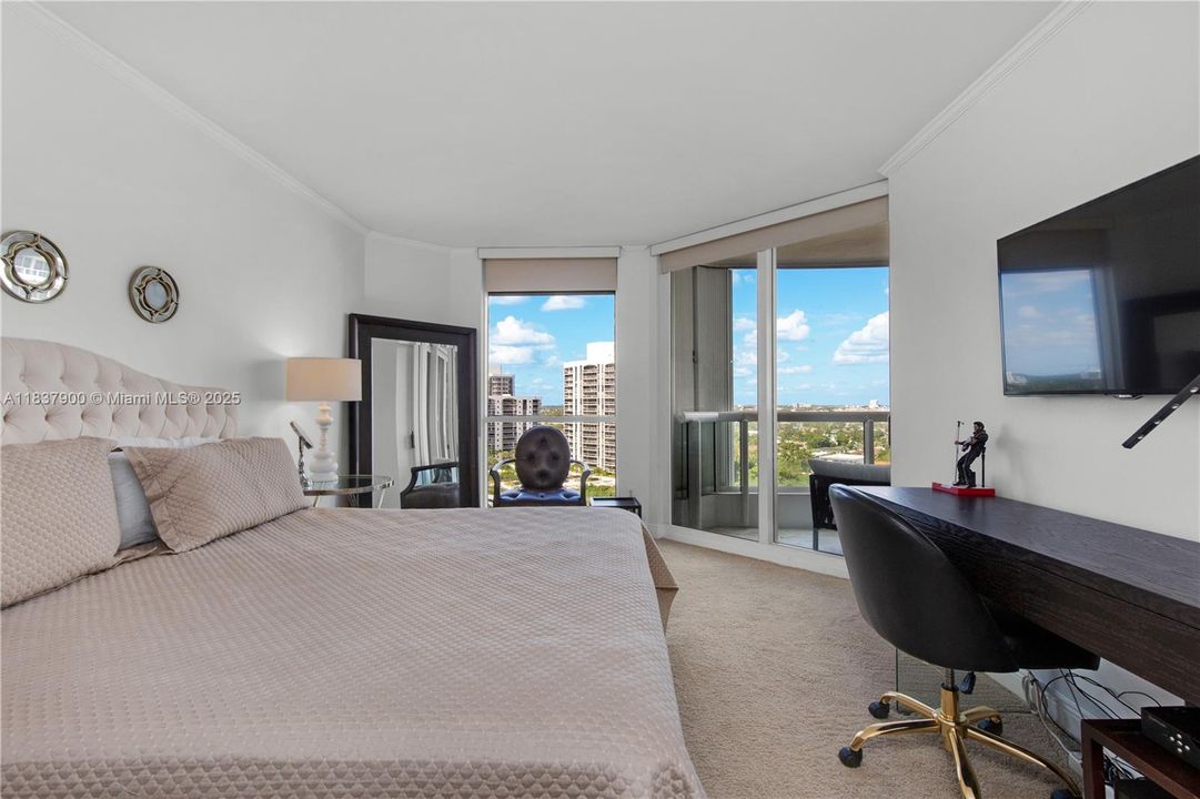 待售: $680,000 (2 贝兹, 2 浴室, 1505 平方英尺)